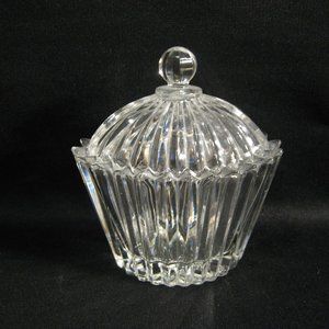 CRYSTAL CLEAR GLASS VERTICAL CUTS SMALL OVAL BOX & LID - MAKER UNKNOWN